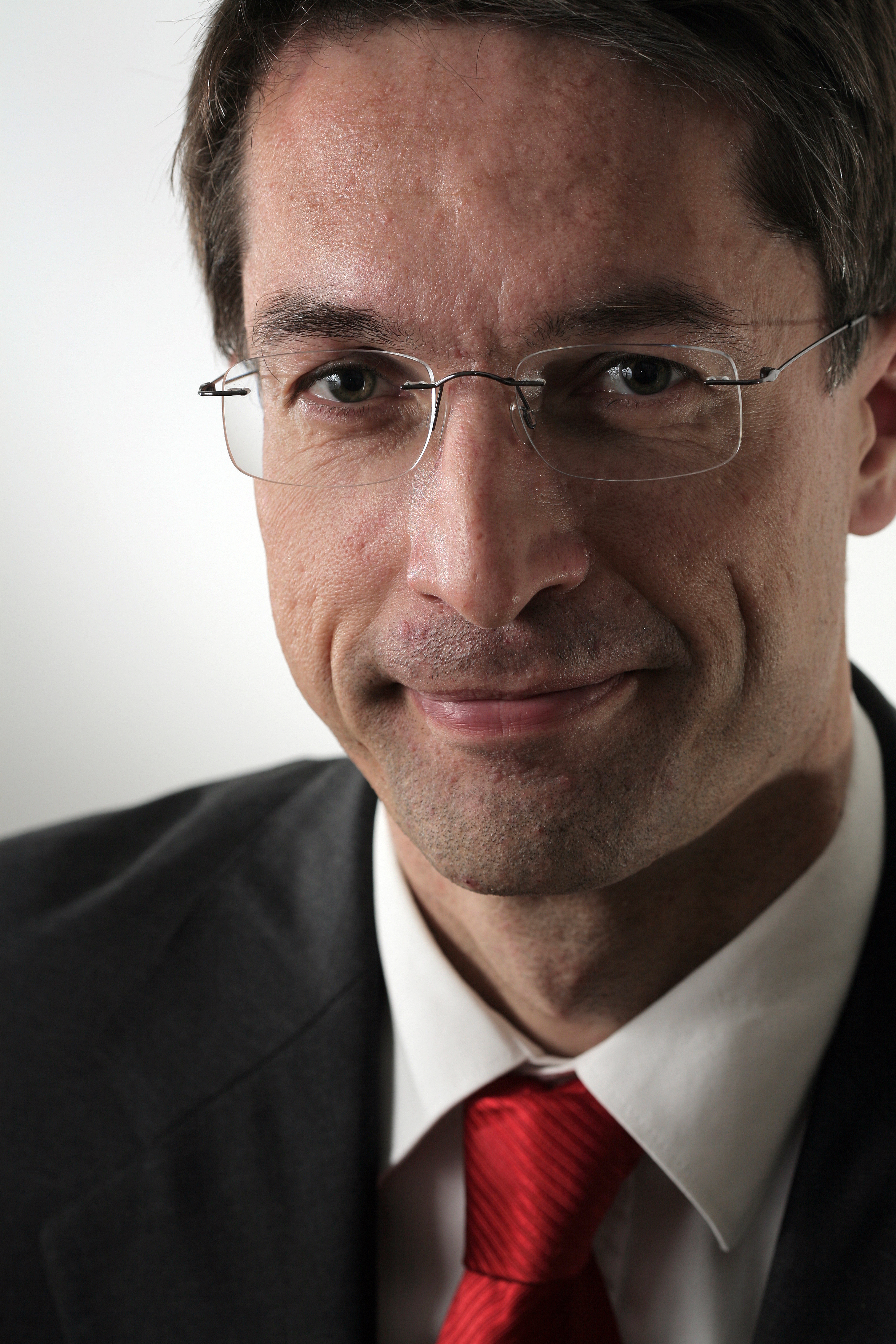 Founded Fulcrum Consulting in Vienna, Austria